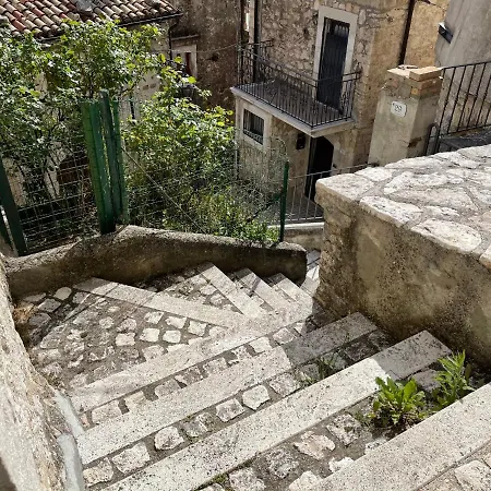 La casa nel borgo